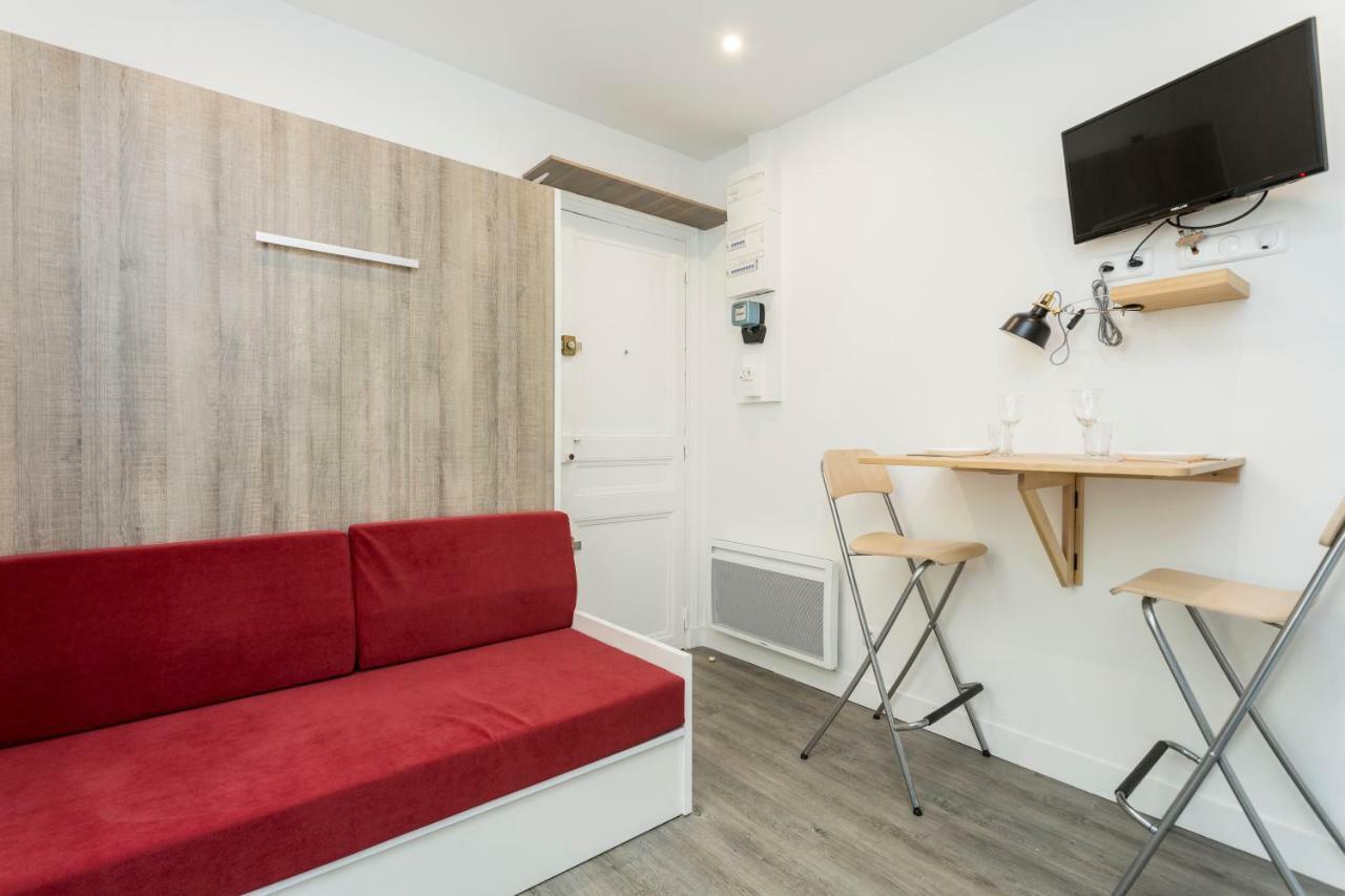 Studette De Charme Neuve Proche Invalides Apartamento París Exterior foto
